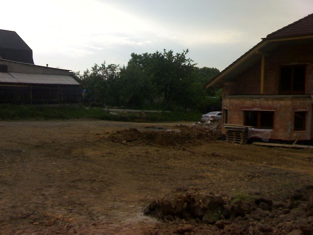 Zahrada - 2007 - výkopy 