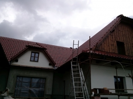 Tesařské stavby, pokrývačské a  klempířské práce na klíč 
