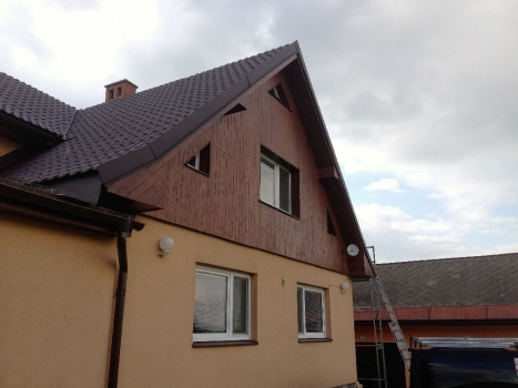 Tesařské stavby, pokrývačské a  klempířské práce na klíč 