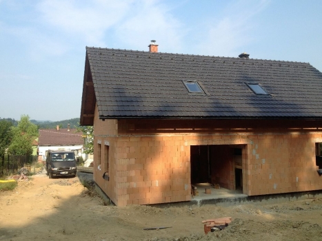 Tesařské stavby, pokrývačské a  klempířské práce na klíč 