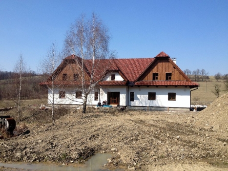 Tesařské stavby, pokrývačské a  klempířské práce na klíč 