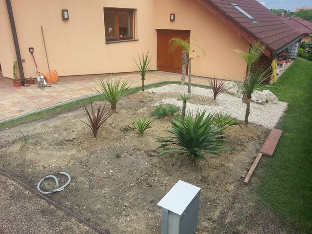Výkop ostrůvků 